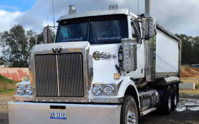 Heavy Rigid Vehicle (HR)