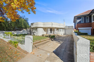 16 Trail Street, Wagga Wagga, NSW 2650