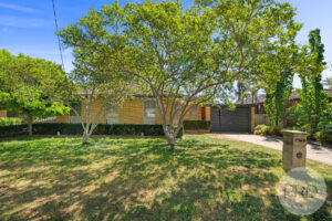 18 Buchhorn St, Tolland, NSW 2650